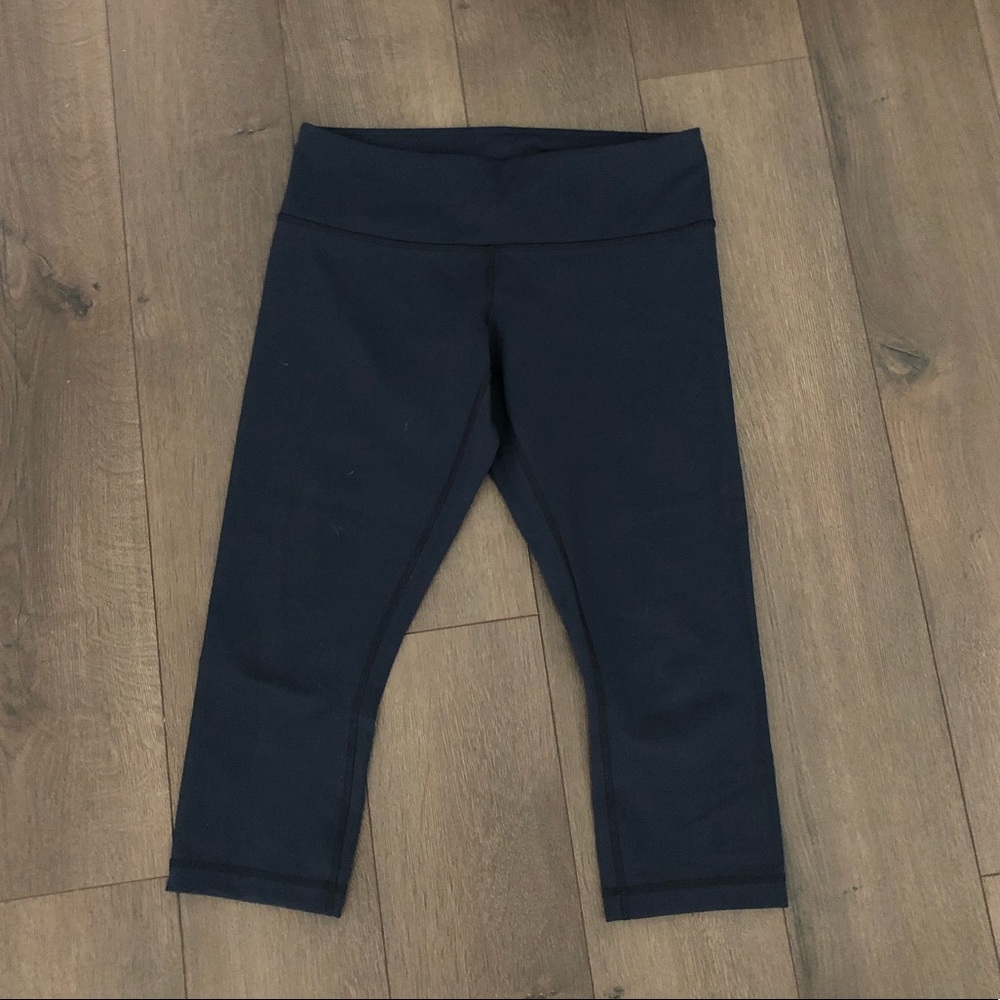 ❌SOLD❌🍋 Lululemon Wunder under crop Luxtreme - Picture 5 of 6